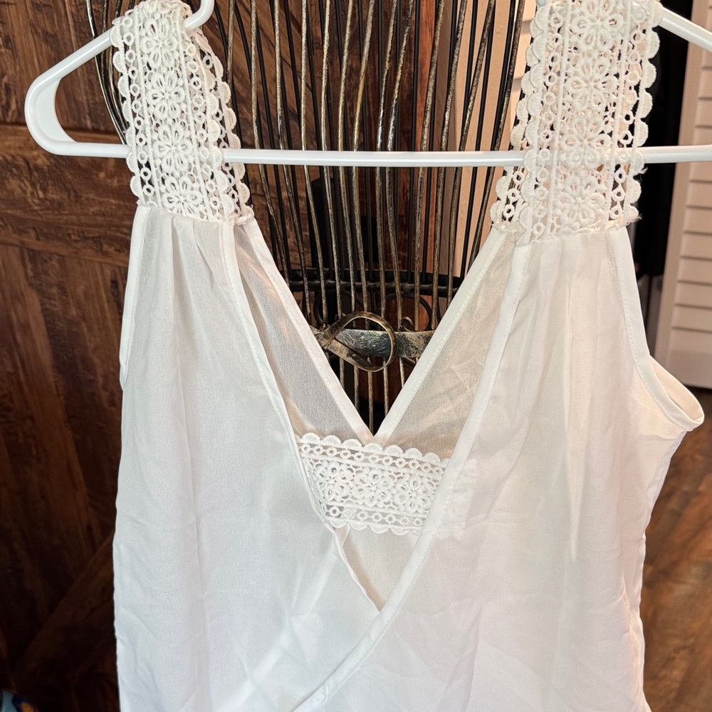 White Lace Trim Sleeveless Top